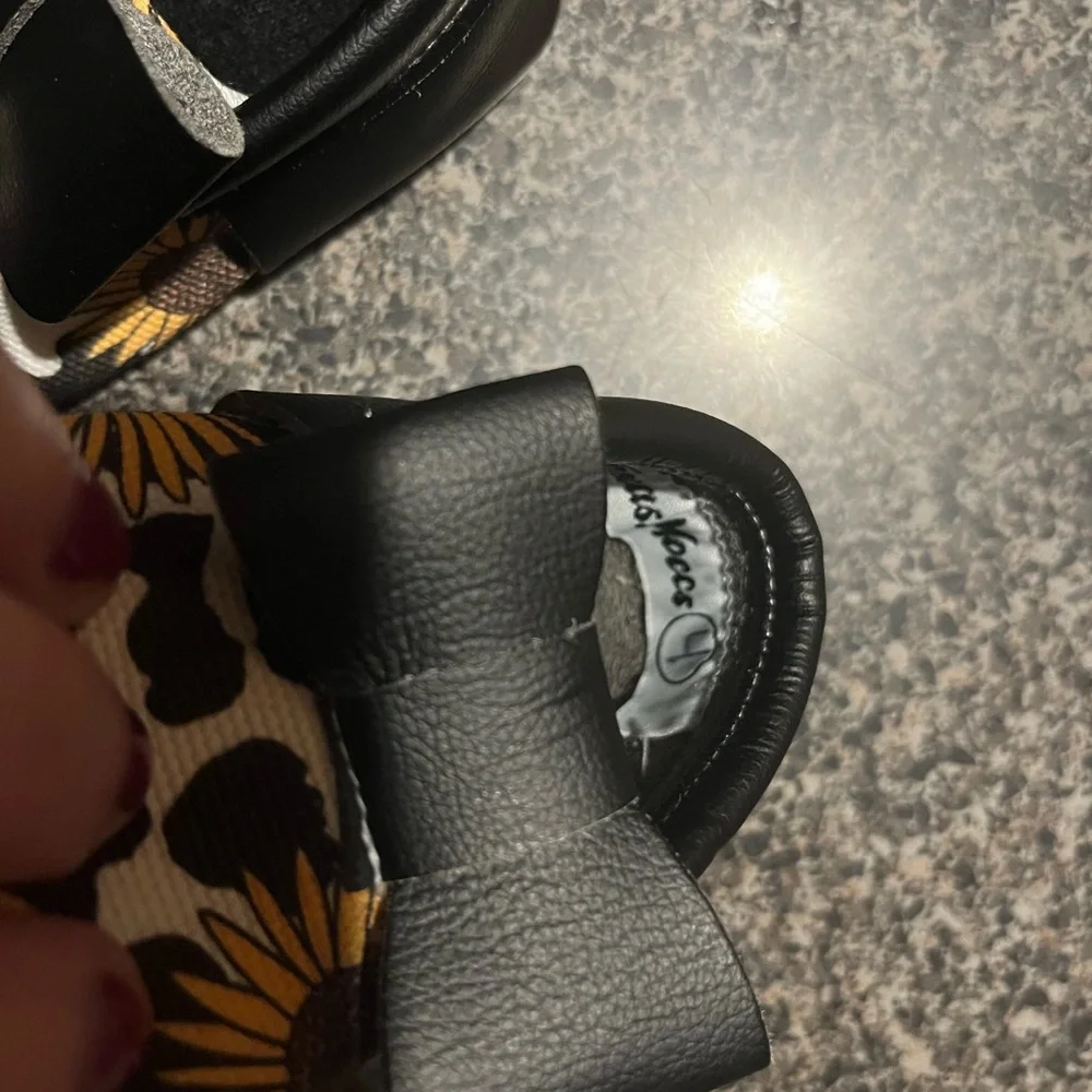 Texas Moccs - Picture 3 of 3